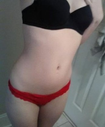 Полина, 23 года